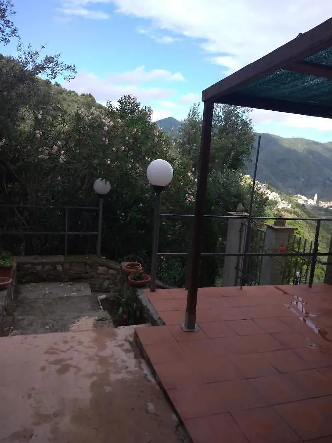 Apartment Appartamento Il Girasole Montale  Italy