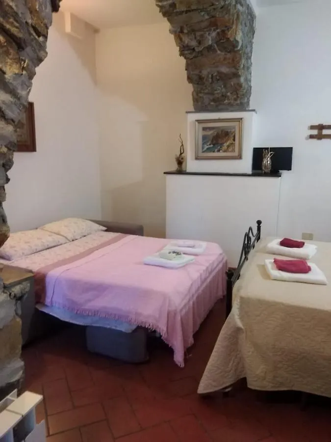 Apartment Appartamento Il Girasole Montale
