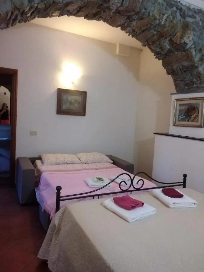Appartamento Il Girasole Montale  0*, Montale (Liguria) Italy
